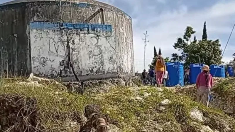 PROBLEMA. El problema en la distribución de agua potable se registró en el sector de El Plateado Bajo.